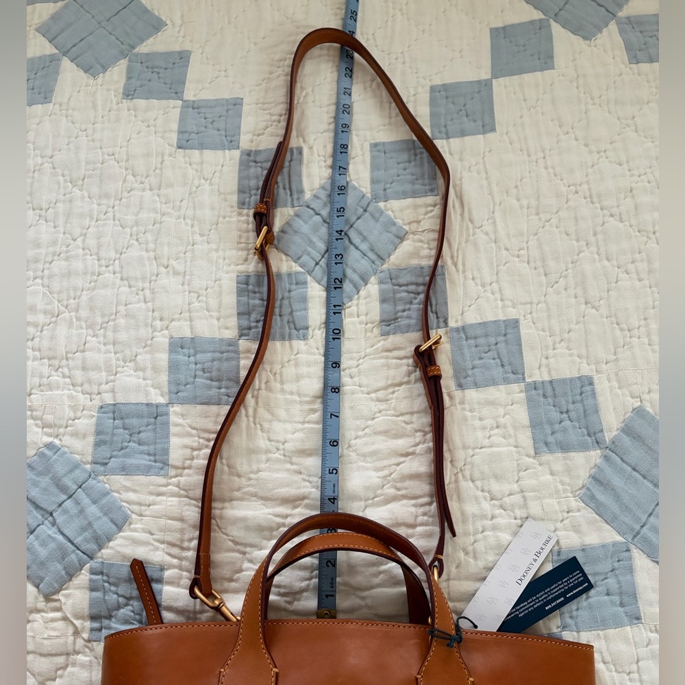 NWT Dooney & Bourke Florentine Darla Shopper Tote - Picture 12 of 16